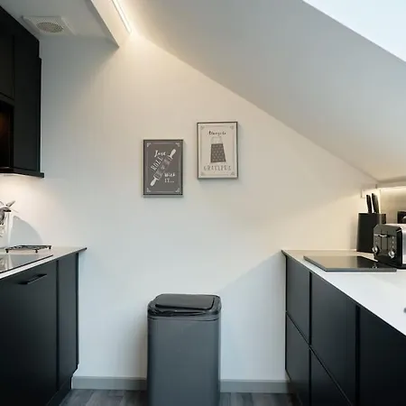 And Coffee Shop Apartment York