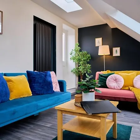 York City Centre Apartment With Riverside Walks Daire