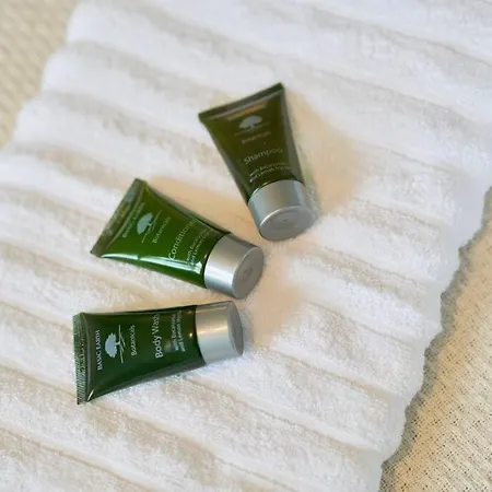 York City Centre Apartment With Riverside Walks *