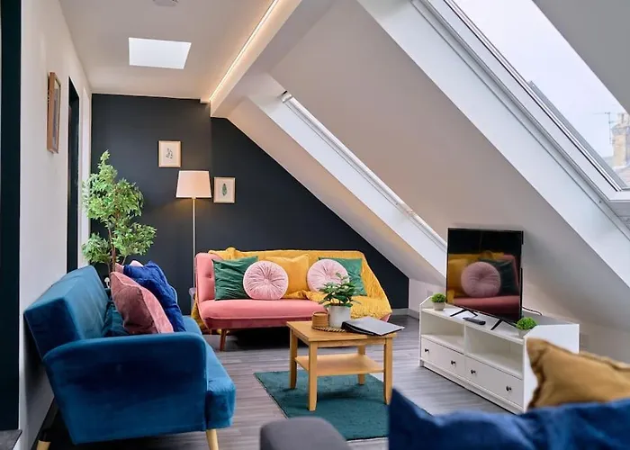 Daire Centre & Coffeehouse *