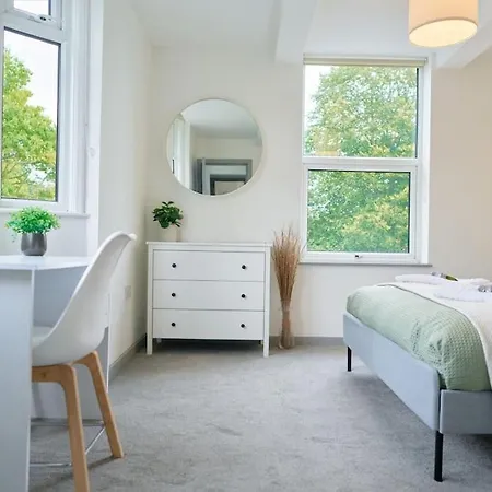 York City Centre Apartment With Riverside Walks York